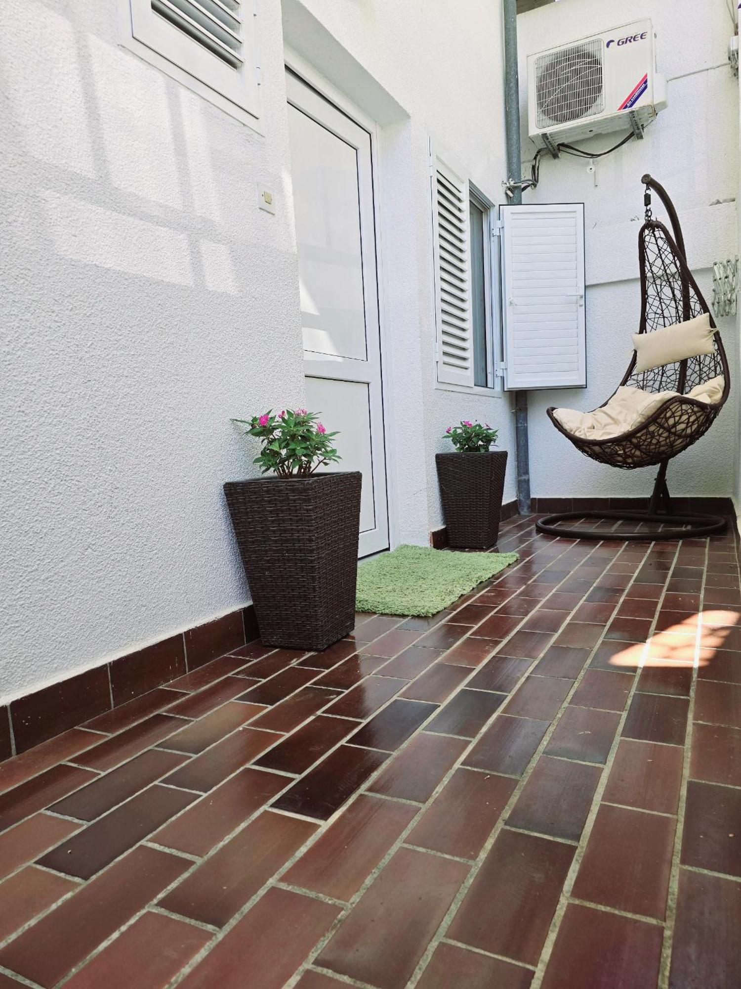 Apartments Jelic Tisno Exterior foto